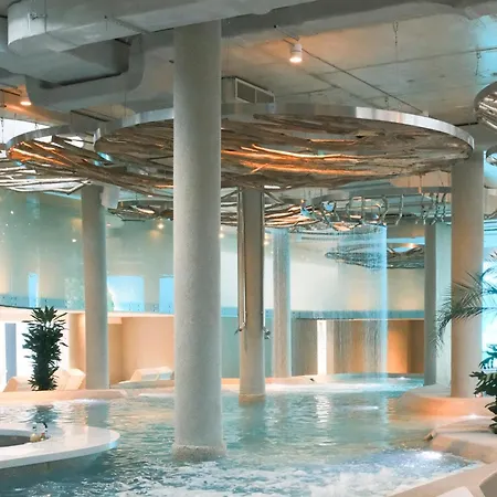 Mountain Wellness & Hotel Bukovel