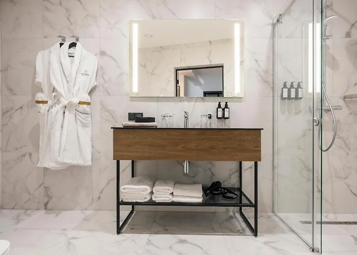 Mountain Wellness & 酒店